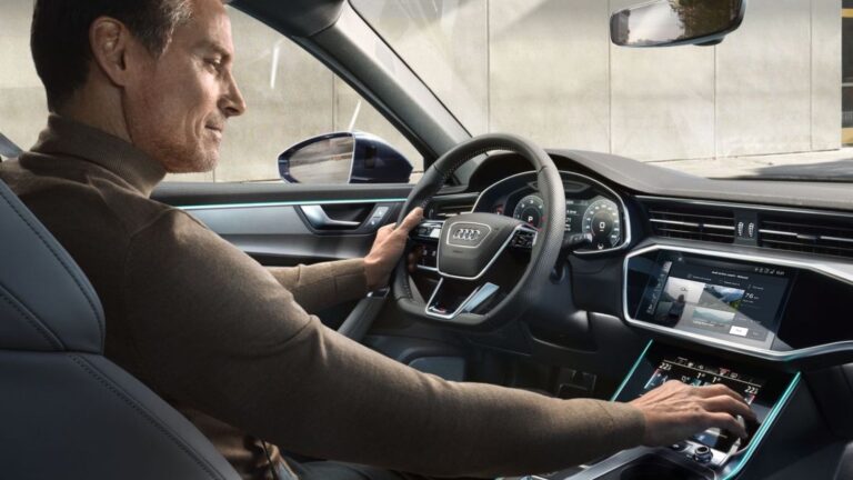 Audi Active Coach smart driving assistant strongly focuses on your daily well-being