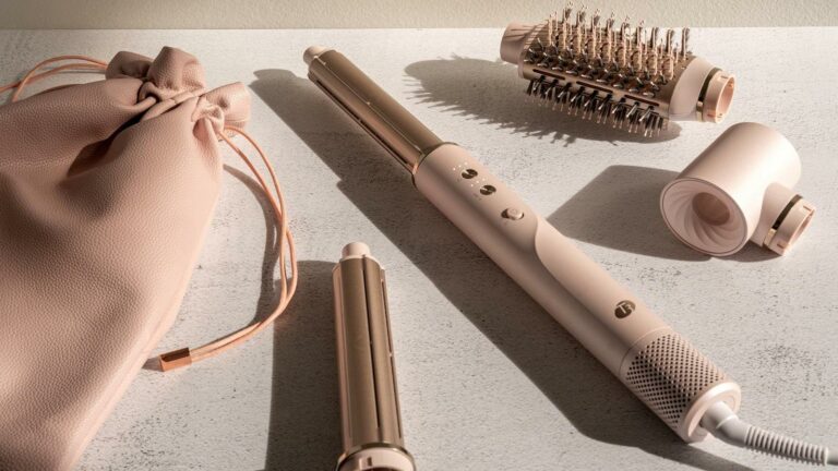 T3 Aire 360: Ceramic Air Styler for Long-Lasting Curls, Zero Heat Damage on Gadget Flow